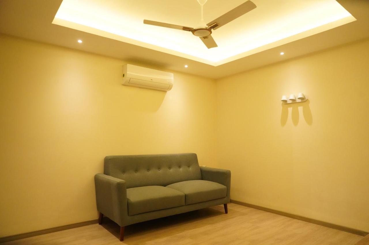 Hotel Bekal International คาซารากอด ภายนอก รูปภาพ